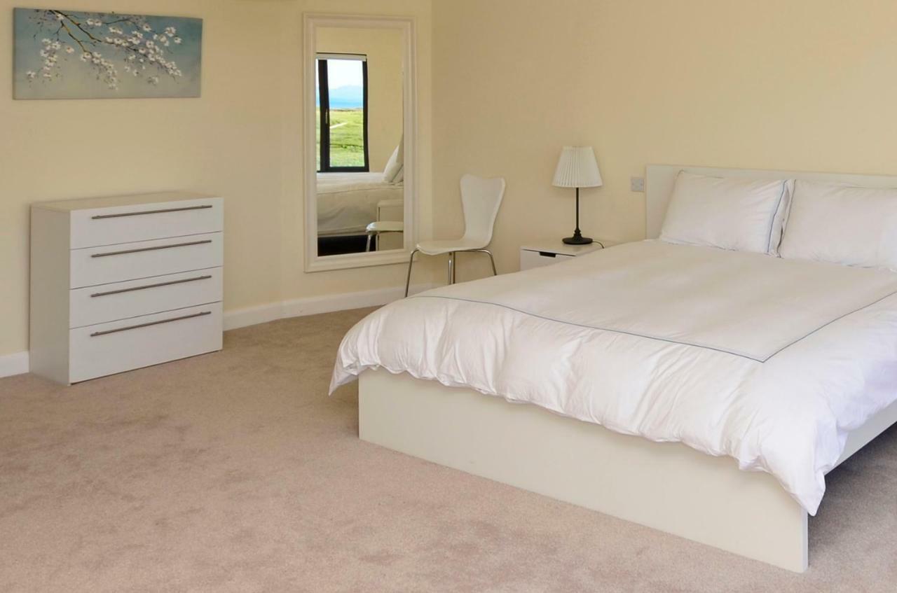 Property 260 - Moyard מראה חיצוני תמונה